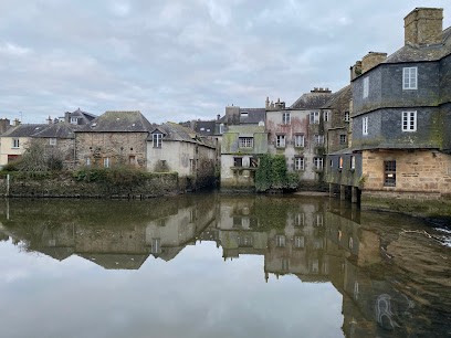 RJ couverture, Couvreur à Landerneau