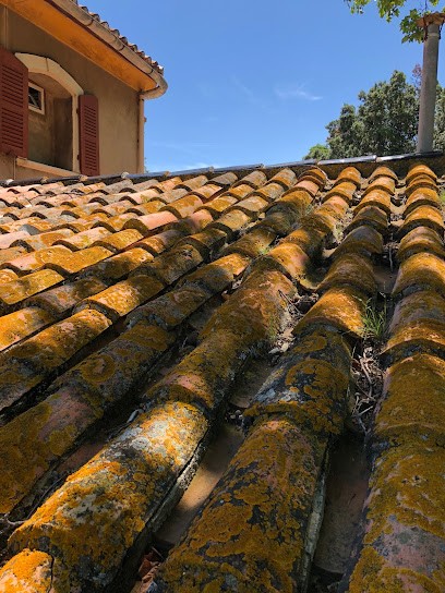 Atisans Couvreur Lagrenee Marseille Bouches-du-Rhône 13, Couvreur à Marseille 12