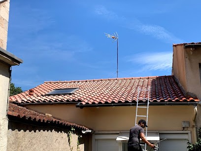 M.Bouillon couvreur, Couvreur à Saint-Chamas