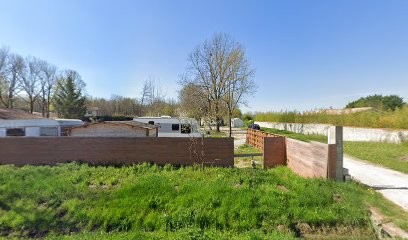 Claveria Mike, Couvreur à Nègrepelisse