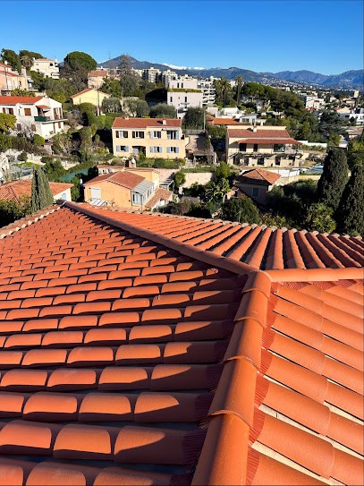 Veiss Renove Toiture/Couvreur Saint-Raphaël 83 /Couverture Charpente Isolation Zingeurie Ravalement, Couvreur à Saint-Raphaël