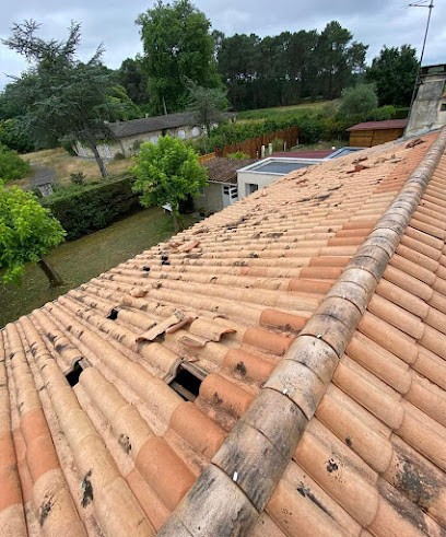Artisan IMD Couvreur Charpentier Père Et Fils (devis Et Déplacement Gratuit), Couvreur à Roquebrune-Cap-Martin