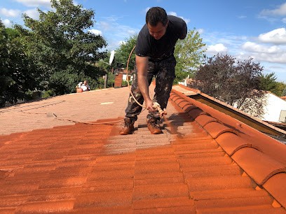 Couvreur Laffont Rénovation, Couvreur à Pins-Justaret