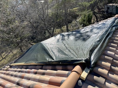 Couvreur Les Compagnons de France, Couvreur à Roquebrune-sur-Argens