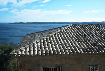 Pamther Mougins : Toiture, Couverture, Charpente Et Etanchéité, Couvreur à Mougins