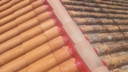 Inside toiture, Couvreur à Adissan