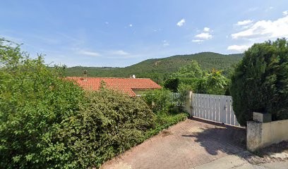 Lesage Bricolage 66, Couvreur à Fuilla