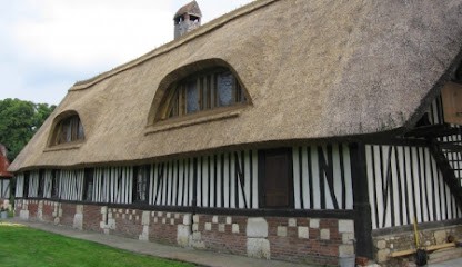 Les Compagnons Chaumiers, Couvreur à Mesnil-en-Ouche