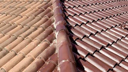 KY Rénovation - Couvreur Zingueur Saint Gaudens | Recherche Fuites Changement Tuiles Toiture Réparation, Couvreur à Labarthe-Inard