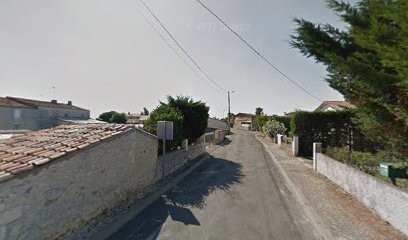 ENTREPRISE ROGER MOUCHE: Artisan Couvreur Nettoyage Façade Toiture Zinguerie Rénovation Couverture 17 Royan, Couvreur à Saint-Just-Luzac