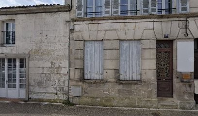 Douchet Tony Couverture, Couvreur à Saintes