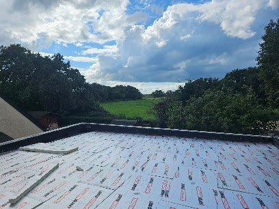 Sett Société D'entretien De Toiture Terrasse Couvreur à Malville