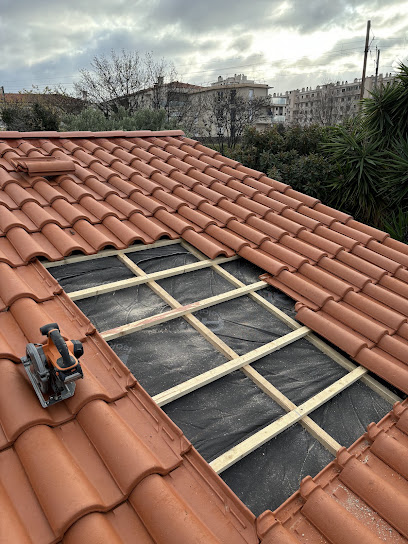 Artisans Couvreur 83 Gauthier Entretien Et Rénovation, Couvreur à la Crau