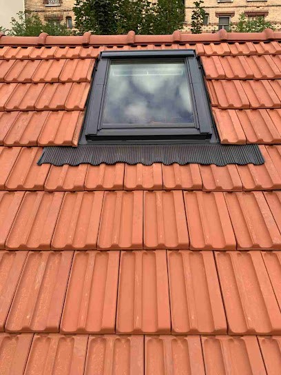 ENTREPRISE MB COUVERTURE: Artisan Couvreur Nettoyage Tuiles Toiture Étanchéité Réparation Faîtage 34 Hérault Montpellier, Couvreur à Cournonsec