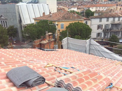Pamther Draguignan : Toiture, Couverture, Charpente Et Etanchéité, Couvreur à Draguignan