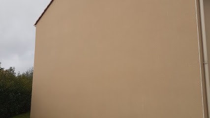 ARTISAN BRETONNIERE COUVREUR NETTOYAGE TOITURE FAÇADES DOMPIERRE SUR YON, Couvreur à Dompierre-sur-Yon