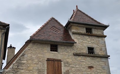 Quercy Toiture - Charpente Couverture Zinguerie Isolation - Issendolus, Couvreur à Issendolus