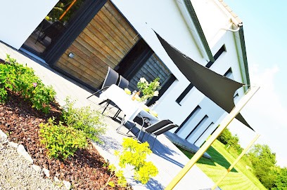 Aubert Lionel, Couvreur aux Thons