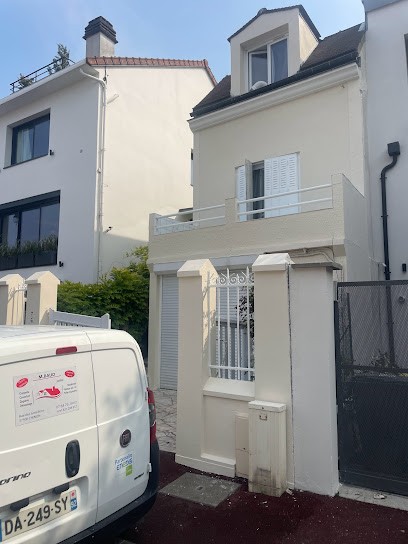 Baud Renov, Couvreur à Chinon