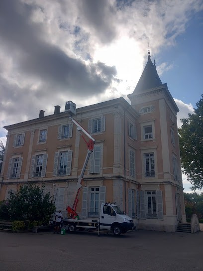 Teddy Couverture, Couvreur à Écully