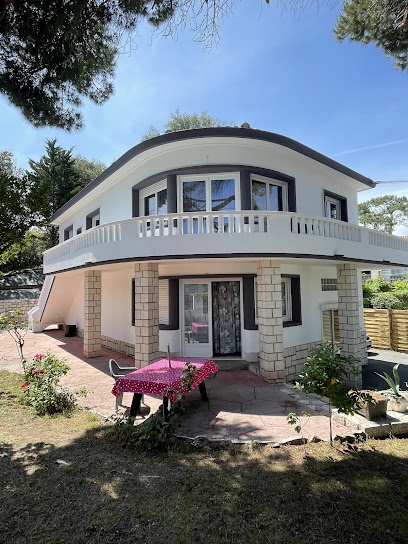 Travaux Déco 17 – Couvreur Toiture & Façade À Saintes Couvreur à Fontcouverte
