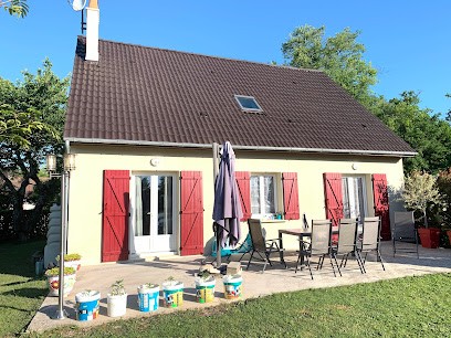 G.R RAYMOND - Couvreur 18 : Réparation Fuites Changement Démoussage Toiture Couverture Peinture St-Florent-sur-Cher Vierzon, Couvreur à Saint-Florent-sur-Cher