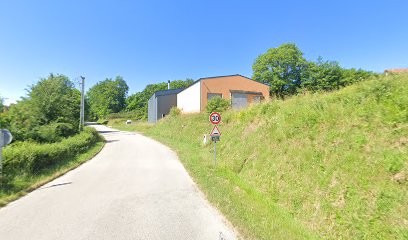 Mazurier J et B, Couvreur à Châteauneuf-la-Forêt