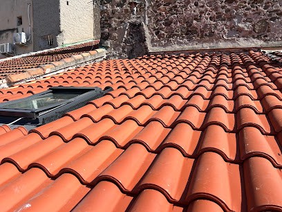 Romy Couvreur, Couvreur à La Crau