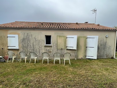 CHARLY COUVREUR RAVALEMENT LA ROCHE SUR YON, Couvreur à La Roche-sur-Yon