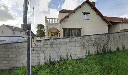 Gauthier Tidji Joseph Emile, Couvreur à Montlhéry