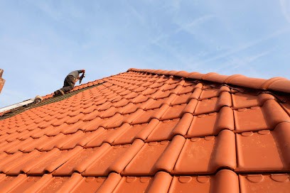 Compagnon destrich charpentier couvreur zingueur, Couvreur à Sassenage