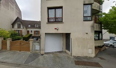 M.falck, Couvreur à Pontault-Combault