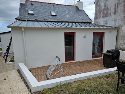 LOBRY PAUL ÉQUIPE De Couvreur Est Peinture, Couvreur à Quimperlé