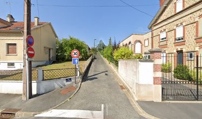 Schneider Laurent, Couvreur à Épernay