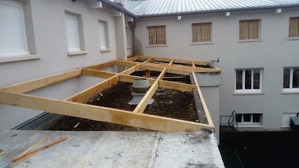 SIMON Couverture Charpente Zinguerie Ardoisier Isolation Levage, Couvreur à Saint-Victor-la-Rivière