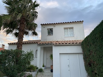 PM TOITURE ( Facades ), Couvreur à Pia