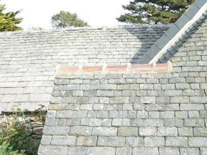 Julien GUEGUEN COUVERTURE, Couvreur à Henvic