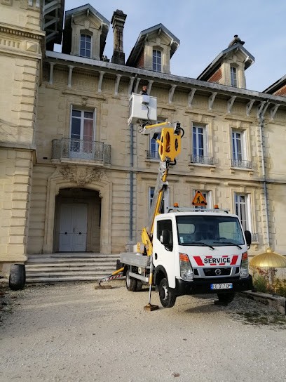 Bâti-Entretien, Couvreur à Tresses