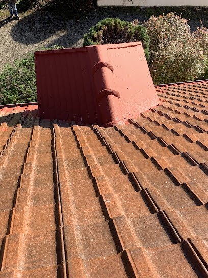 Ursely jean Pierre, Couvreur à Bessancourt