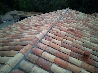 Monnet Couverture Zinguerie, Couvreur à Pourrières