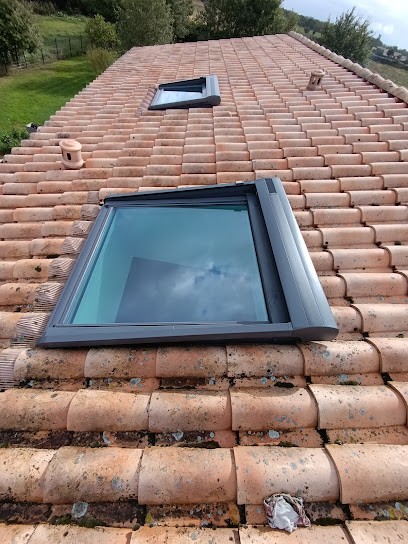 OCZ Couverture-Zinguerie Installateur Conseil VELUX, Couvreur à Saint-Clar-de-Rivière