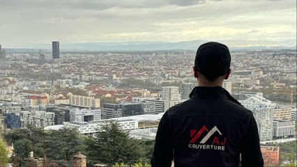 Entreprise AJ COUVERTURE Bon Charpentier Artisan Zingueur Société 69, Couvreur à Montagny