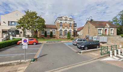 BM COMPANY 91, Couvreur à Villejust