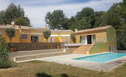 Couverture Peinture Nettoyage Charles Rivière, Couvreur à Saint-Cyr-sur-Mer