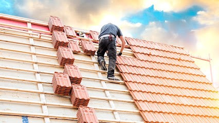 ABC Couverture - Le Couvreur Du Médoc - Nettoyage De Toiture - Demoussage De Toiture - Pose De Dessous De Toit PVC, Couvreur à Soussans