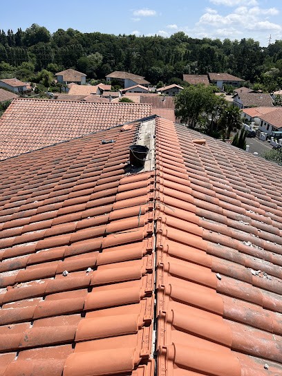 JMF COUVERTURE PAYS BASQUE - Charpentier 64 - Couvreur 64 -Zingueur 64 40, Couvreur à Bassussarry