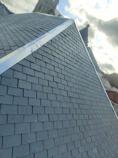 SN Toiture - Couvreur - Zingueur - Ardoisier, Couvreur à Saint-Étienne-du-Bois