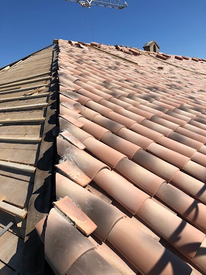 Kelly Projets SAS, Couvreur à Marseillan