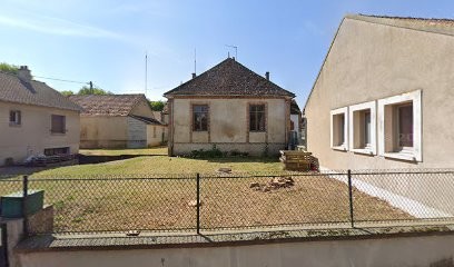 Lobry Artisan, Couvreur à Champigny