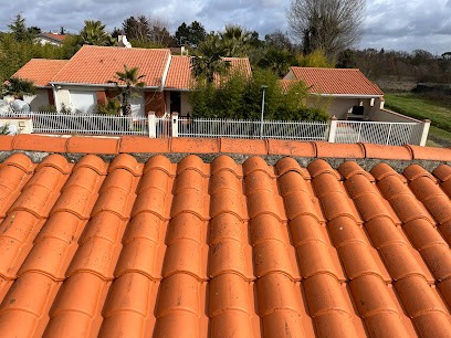 AMÉLIORATION DES MAISONS DE FRANCE, Couvreur à Lamasquère